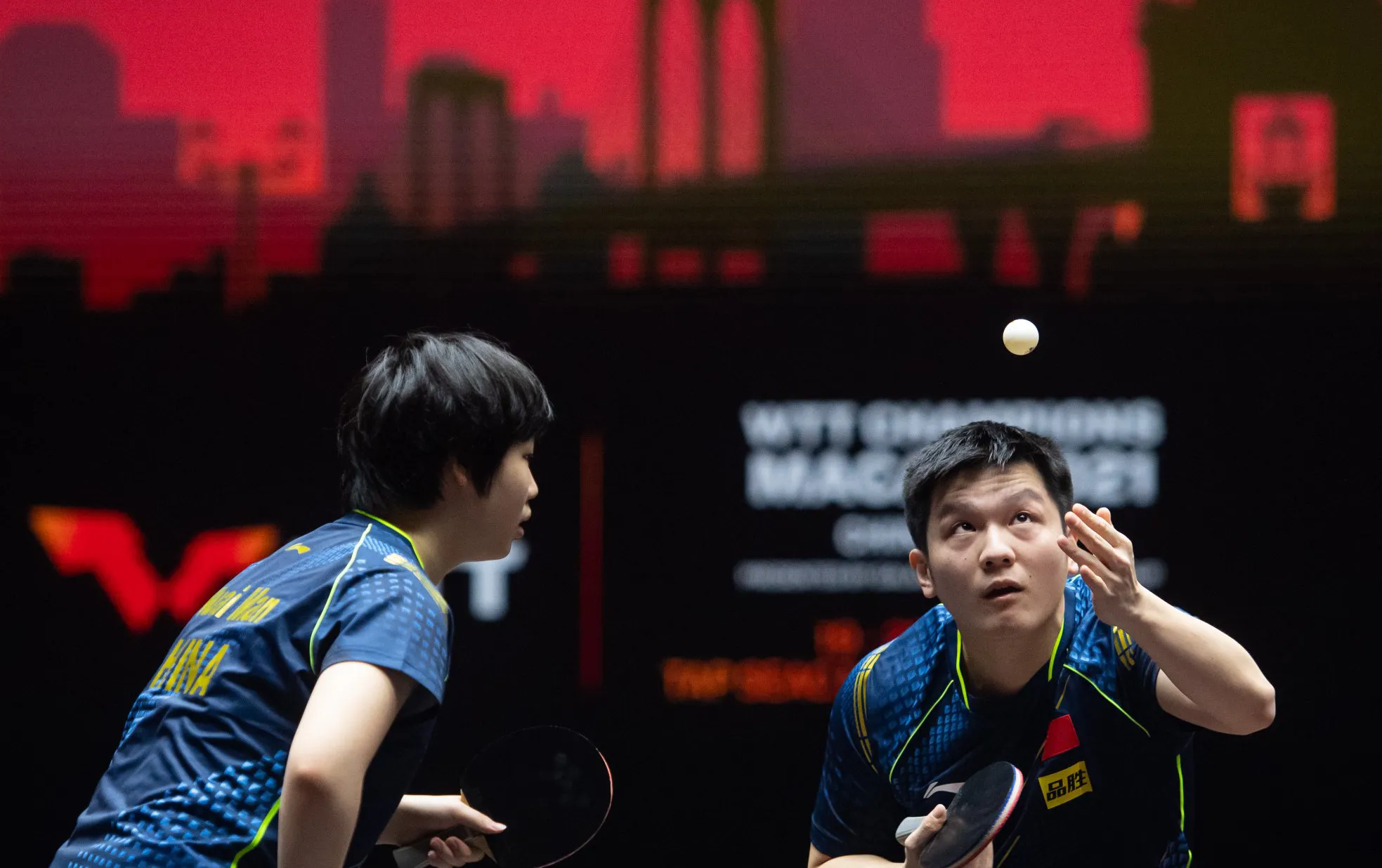 英国乒乓球队鏖战奥地利乒乓球队,樊振东完成帽子戏法 英国乒乓球队鏖战奥地利乒乓球队,樊振东完成帽子戏法