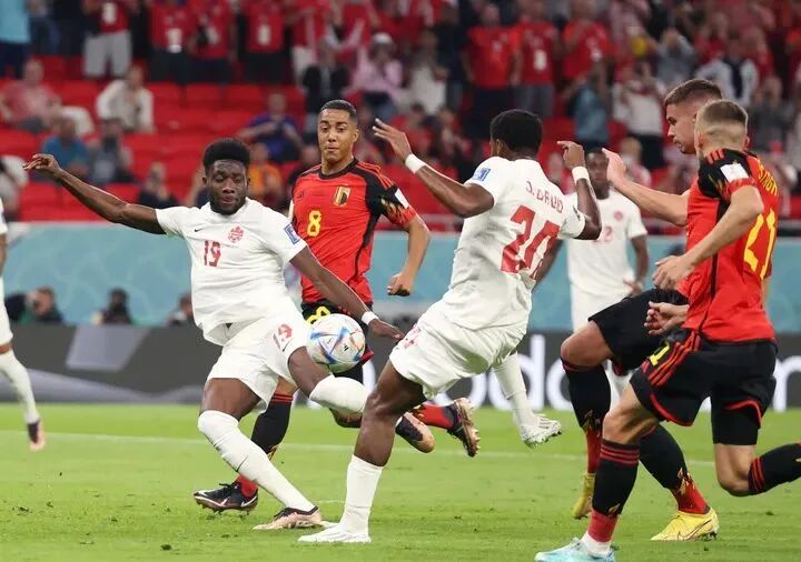 比利时爆冷瑞士，加维统治全场