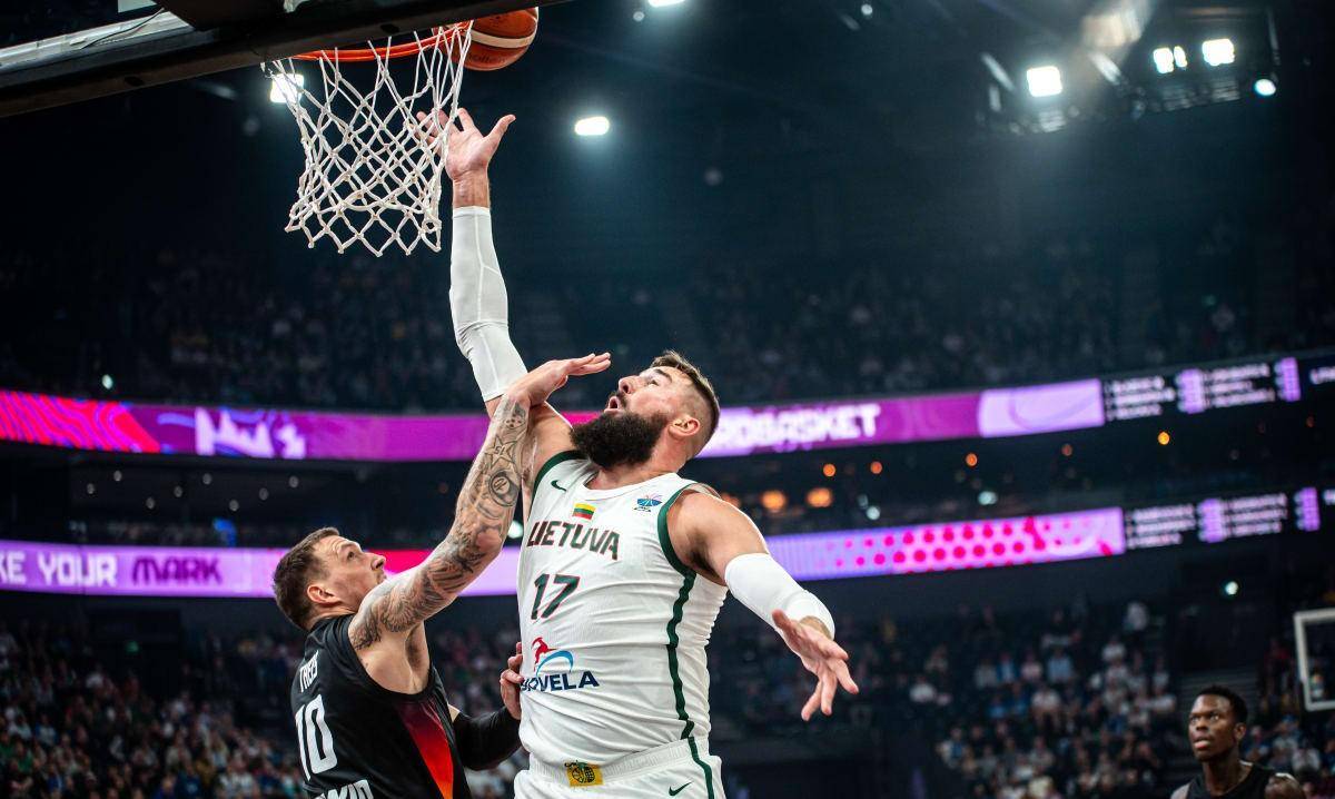 国王血洗立陶宛男篮，波特高光表现