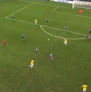 乌拉圭险胜哥伦比亚，罗本送出助攻