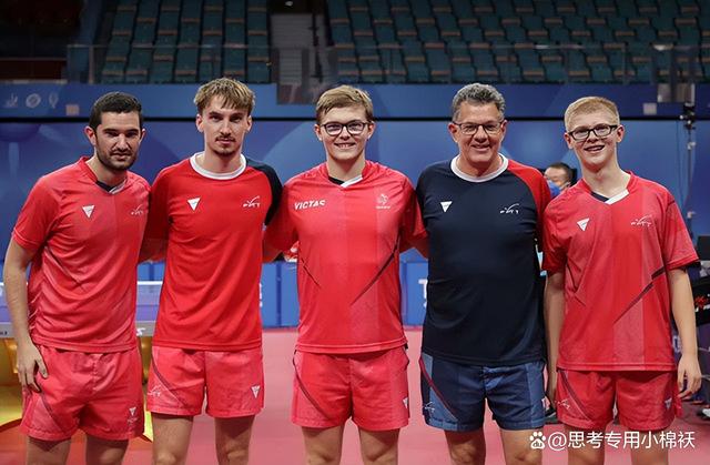 法国队力克日本队，奥恰洛夫带队取胜