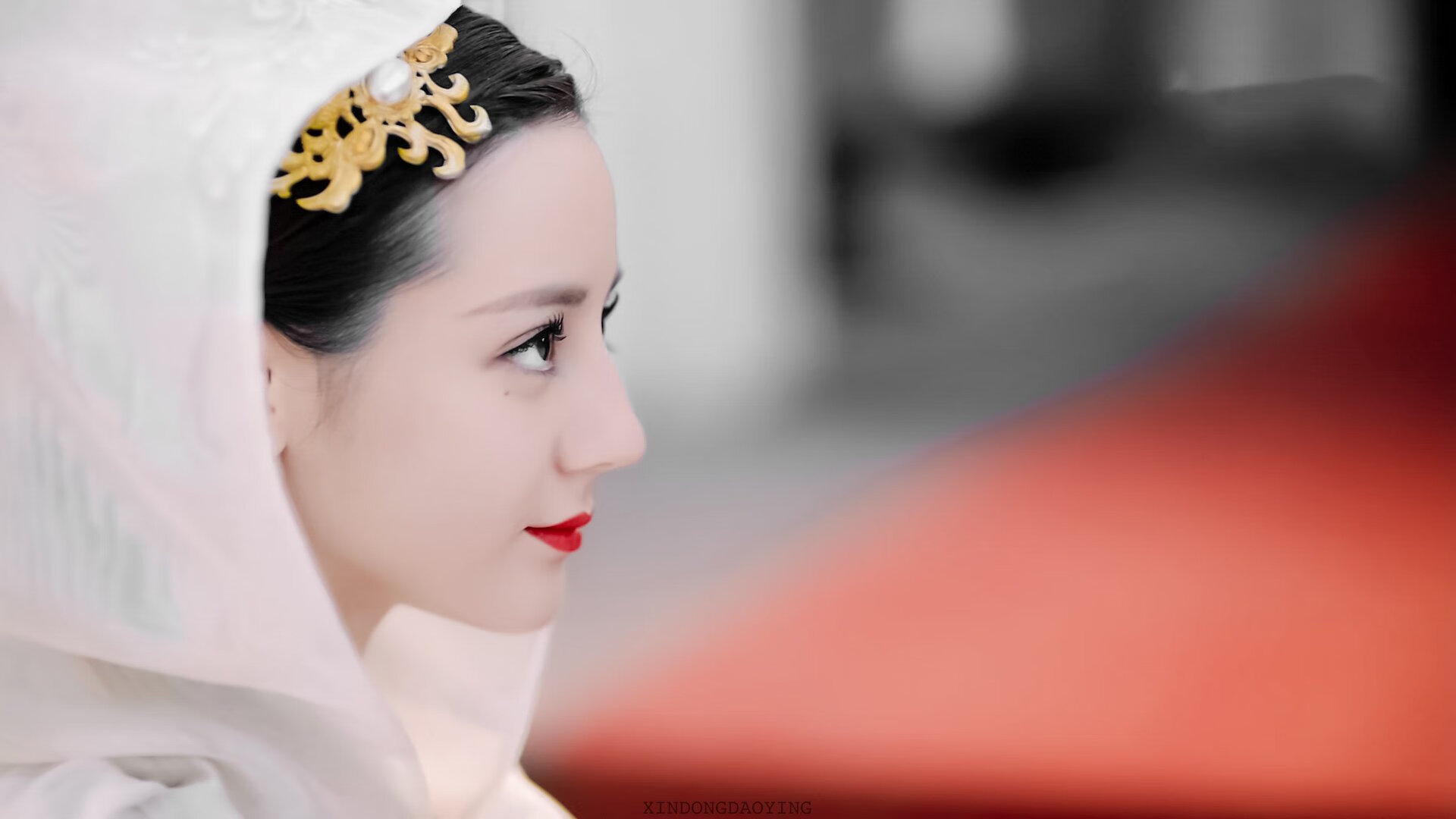 时空错位的绿茵传奇，当库尔图瓦为红狼戴上铁手套