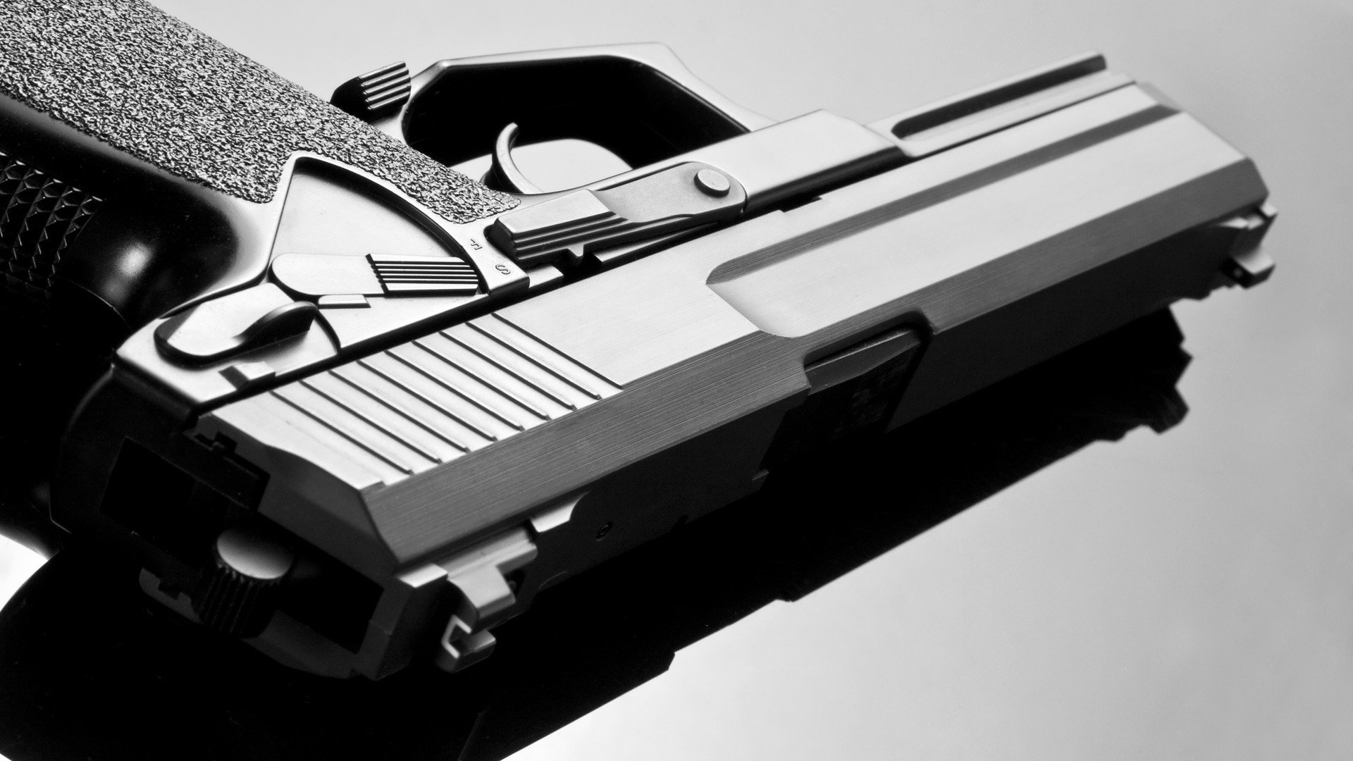 范弗利特时刻，末节+加时独取22分，雄鹿鏖战擒独行侠